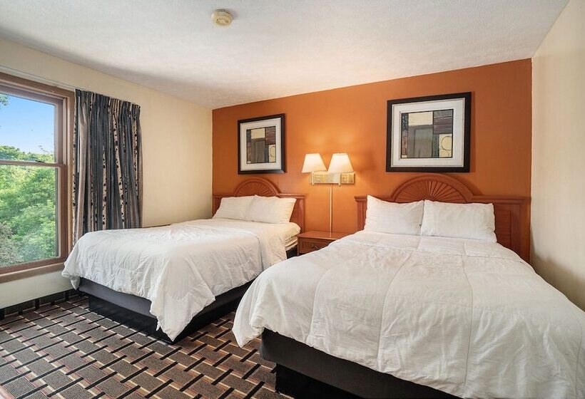 فندق Great Lakes Inn And Suites
