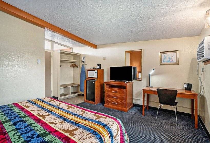 בית מלון כפרי Great Lakes Inn And Suites