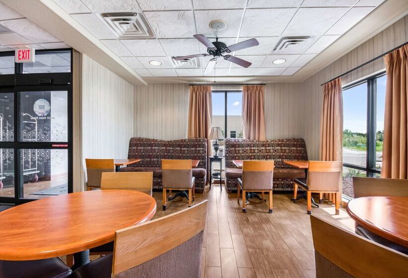 Отель Hampton Inn Derby Wichita Southeast