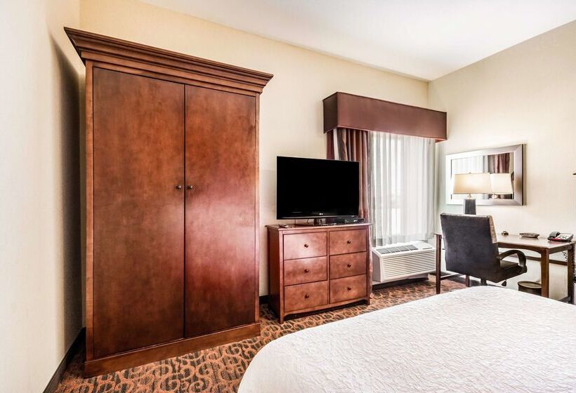 Отель Hampton Inn Derby Wichita Southeast