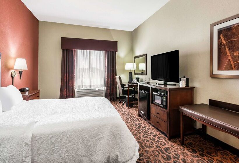 Отель Hampton Inn Derby Wichita Southeast