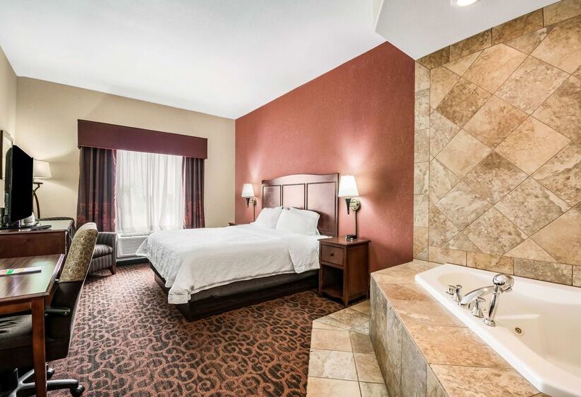 Отель Hampton Inn Derby Wichita Southeast