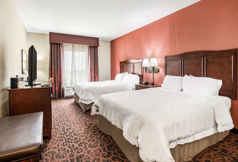 Отель Hampton Inn Derby Wichita Southeast