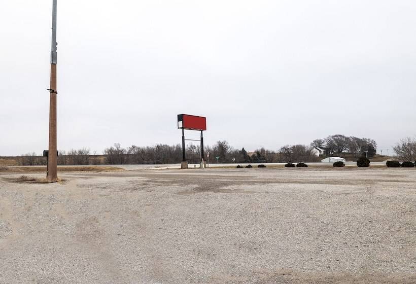 Отель Harlan Inn And Suites