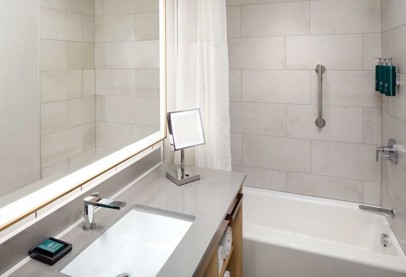 בית מלון כפרי Hilton Columbus Downtown