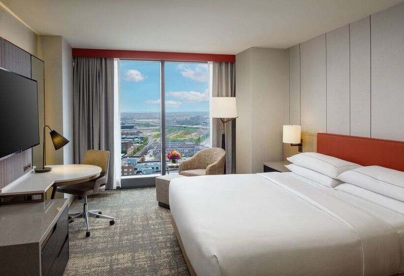 בית מלון כפרי Hilton Columbus Downtown