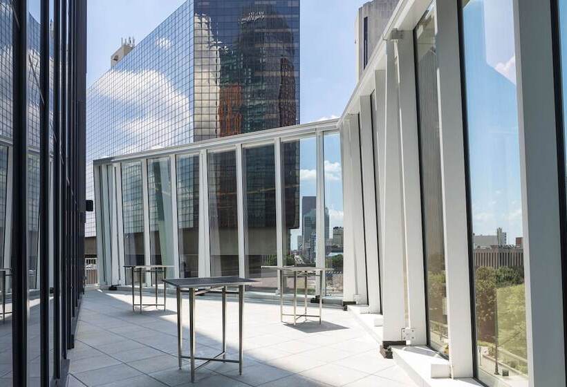 בית מלון כפרי Hilton Columbus Downtown