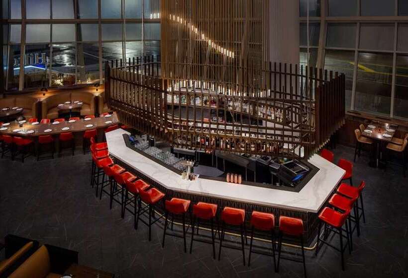 هتل Hilton Columbus Downtown