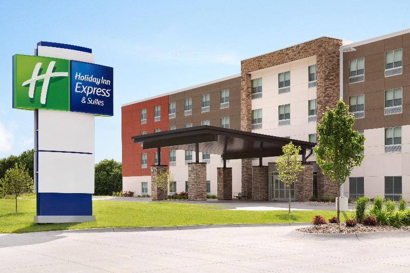 Отель Holiday Inn Express & Suites Clear Spring, An Ihg