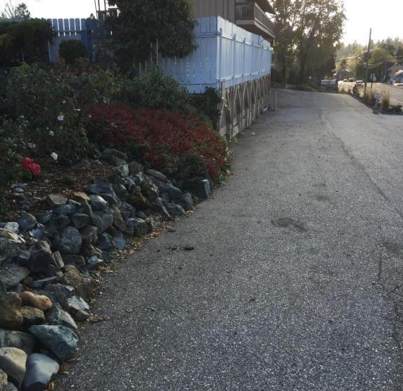 Отель Holiday Lodge