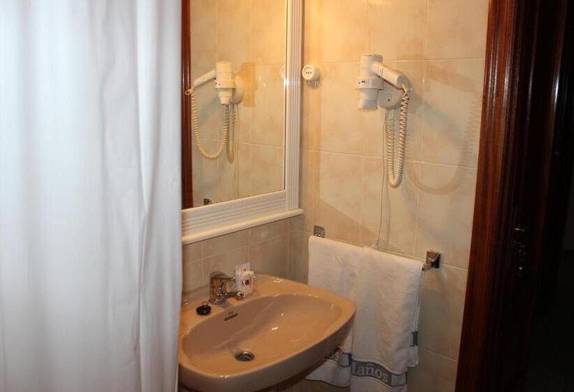 호텔 Hostal Los Maños