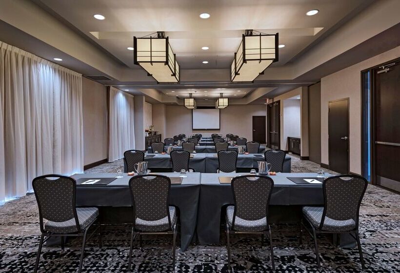 فندق Hyatt Centric The Woodlands