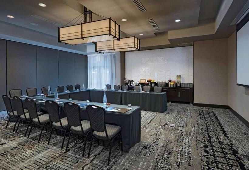 فندق Hyatt Centric The Woodlands