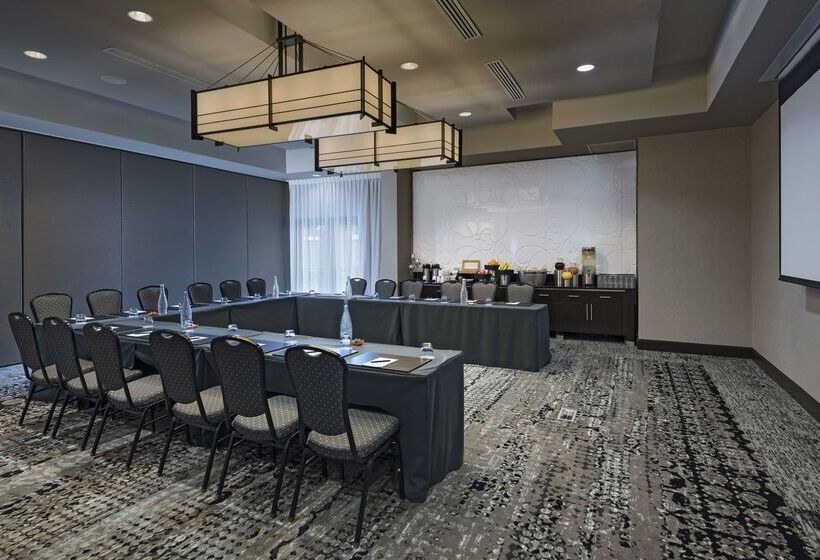 فندق Hyatt Centric The Woodlands