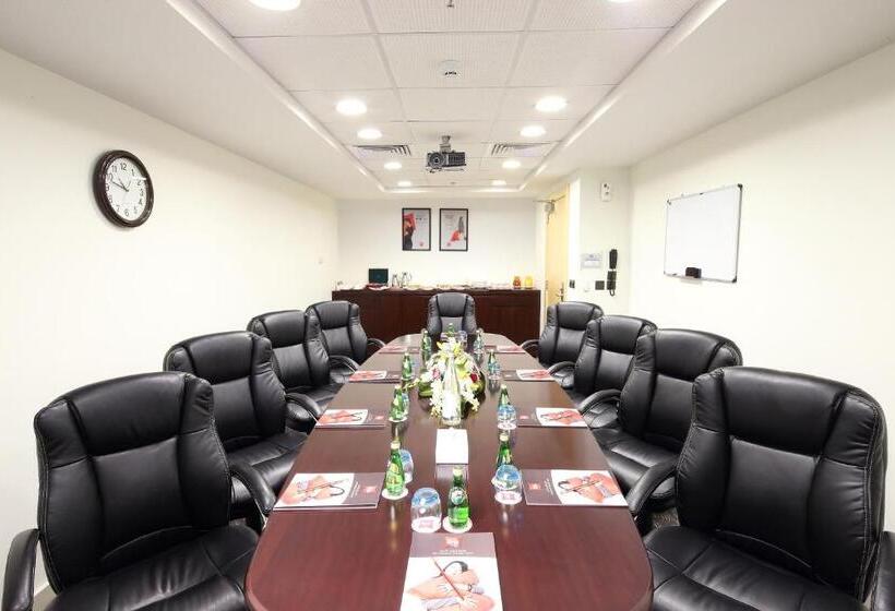 בית מלון כפרי Ibis Riyadh Olaya Street