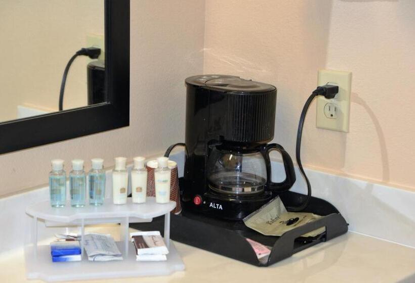 호텔 Irish Inn And Suites