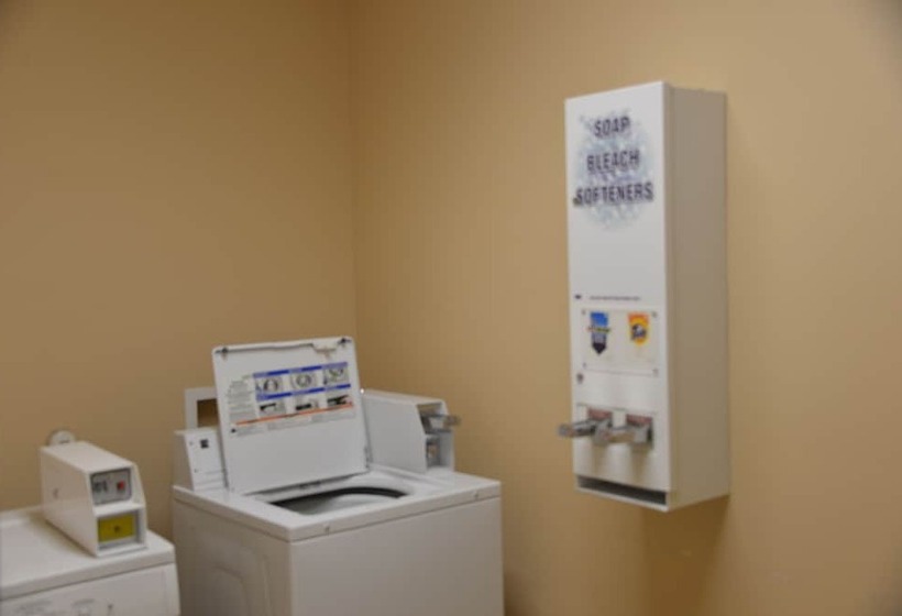 호텔 Irish Inn And Suites