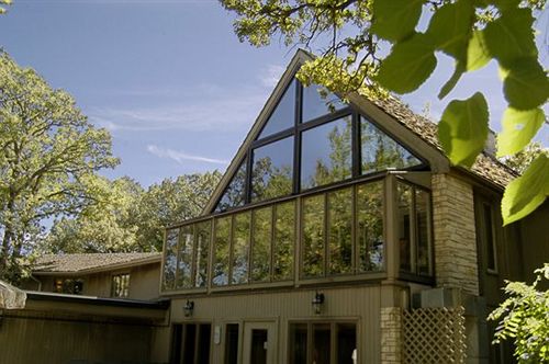 בית מלון כפרי Knights Inn Lodge Resort Forest City