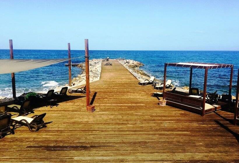 Отель Korineum Golf & Beach Resort