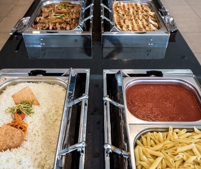 Отель Korineum Golf & Beach Resort