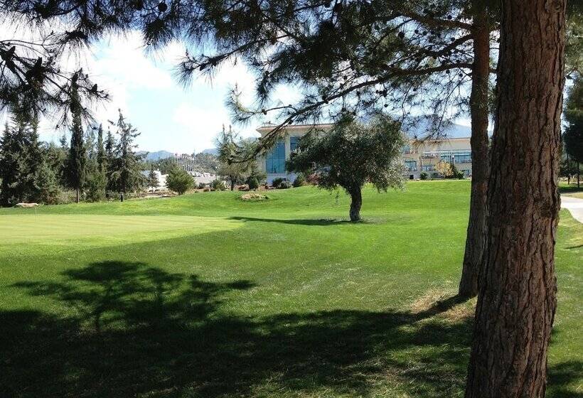 Отель Korineum Golf & Beach Resort