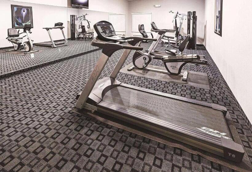 فندق La Quinta Inn & Suites By Wyndham Decatur