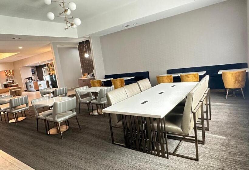 فندق La Quinta Inn & Suites By Wyndham Decatur