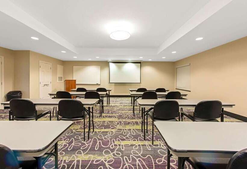 ホテル La Quinta By Wyndham Bridge City Orange