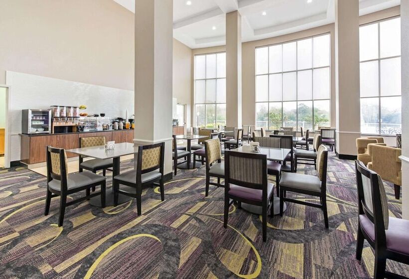 ホテル La Quinta By Wyndham Bridge City Orange