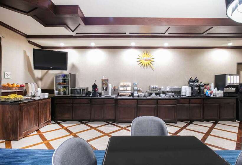 酒店 La Quinta Inn & Suites By Wyndham Dfw Airport West  Euless