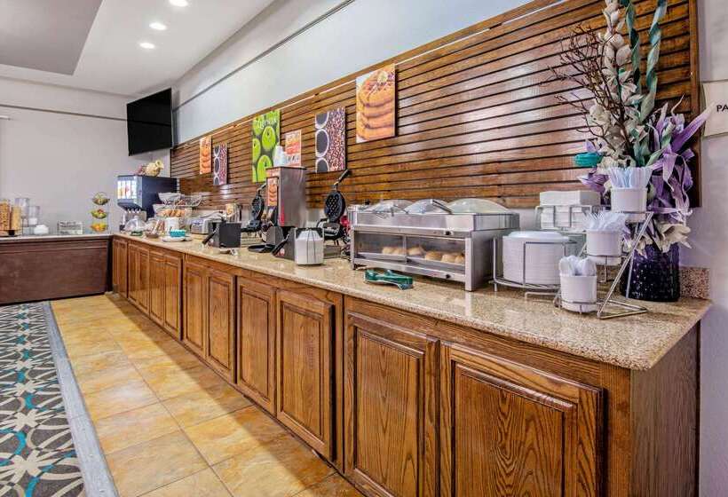 호텔 La Quinta By Wyndham Dumas