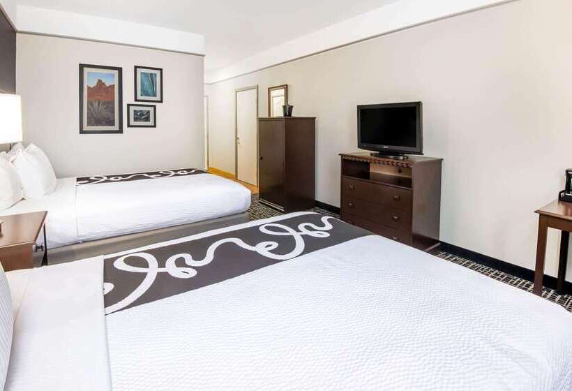 호텔 La Quinta By Wyndham Dumas