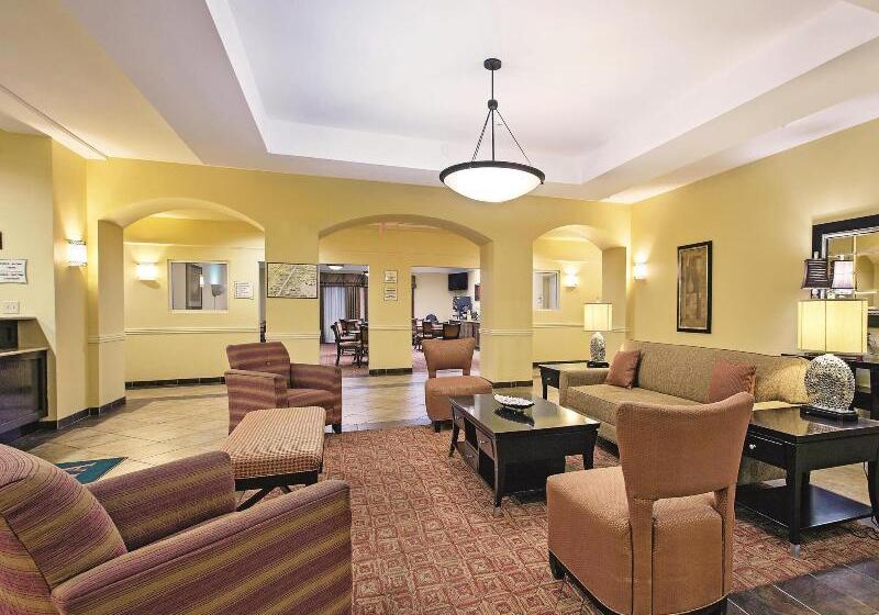 호텔 La Quinta By Wyndham Dumas