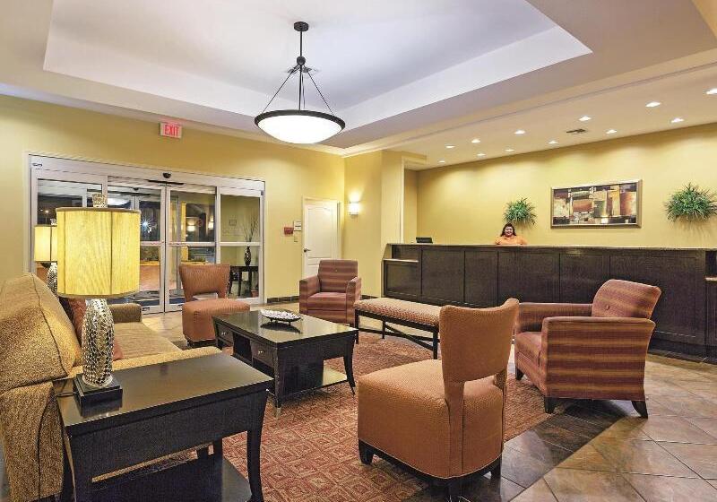 호텔 La Quinta By Wyndham Dumas