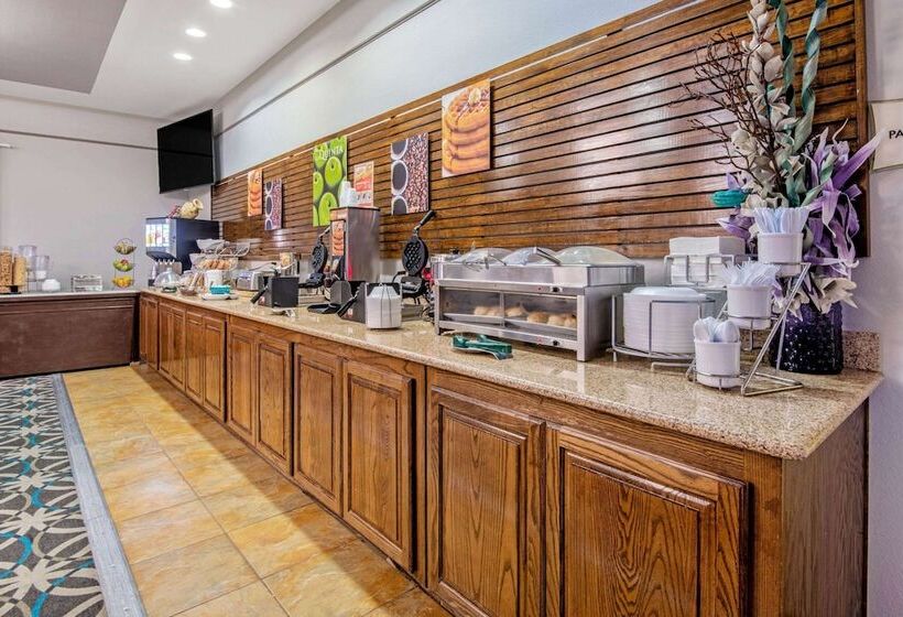 호텔 La Quinta By Wyndham Dumas