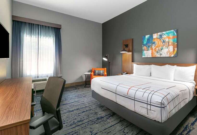Отель La Quinta By Wyndham Jacksonville, Texas