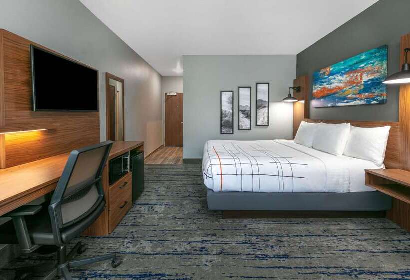 Отель La Quinta By Wyndham Jacksonville, Texas