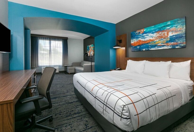 Отель La Quinta By Wyndham Jacksonville, Texas