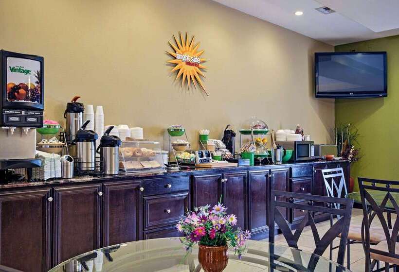 فندق Comfort Inn & Suites New Iberia   Avery Island