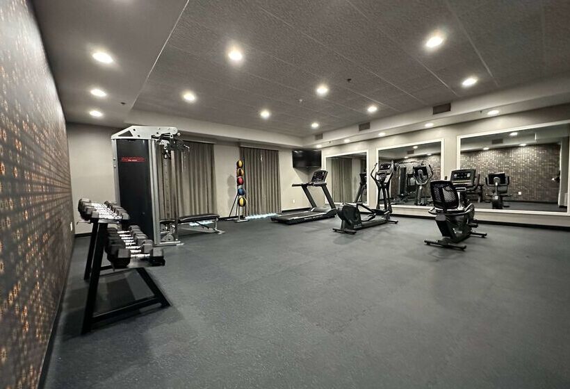 Отель La Quinta By Wyndham Sulphur Springs