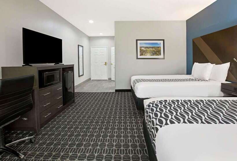 Отель La Quinta By Wyndham Sulphur Springs