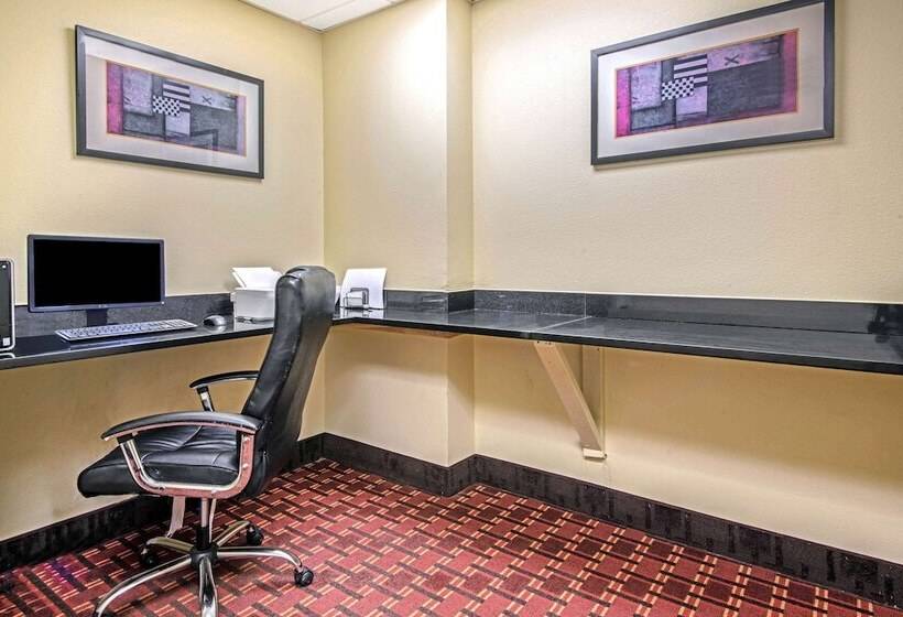 فندق La Quinta Inn & Suites By Wyndham Woodward