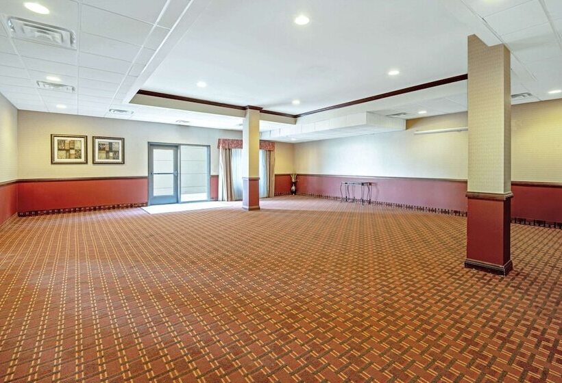 فندق La Quinta Inn & Suites By Wyndham Woodward