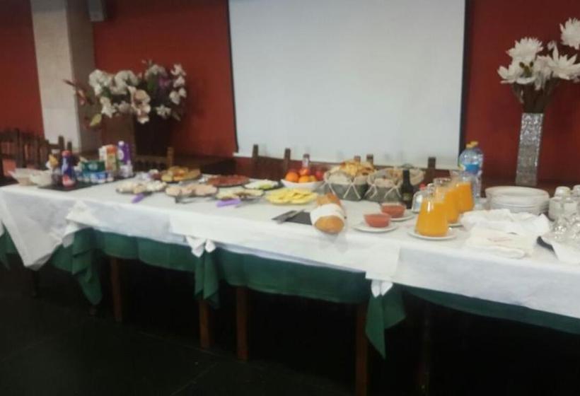 호텔 Hostal Los Maños