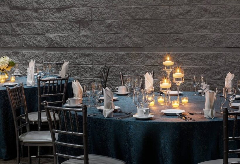 בית מלון כפרי Macon Marriott City Center