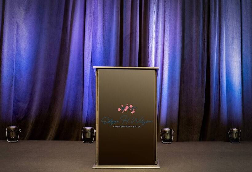 בית מלון כפרי Macon Marriott City Center