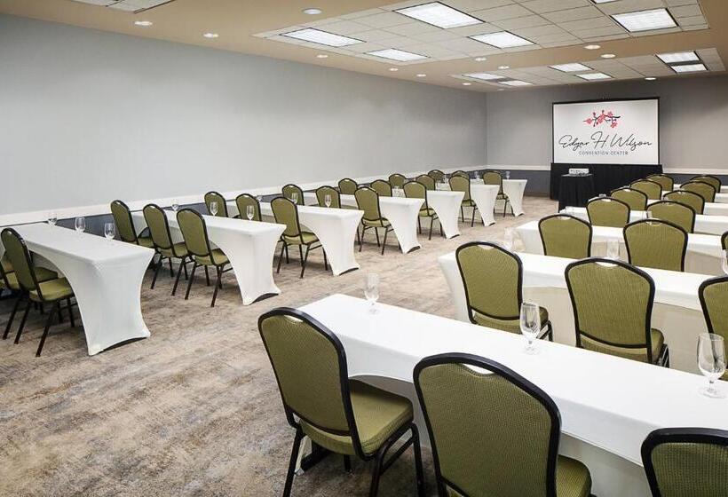 בית מלון כפרי Macon Marriott City Center