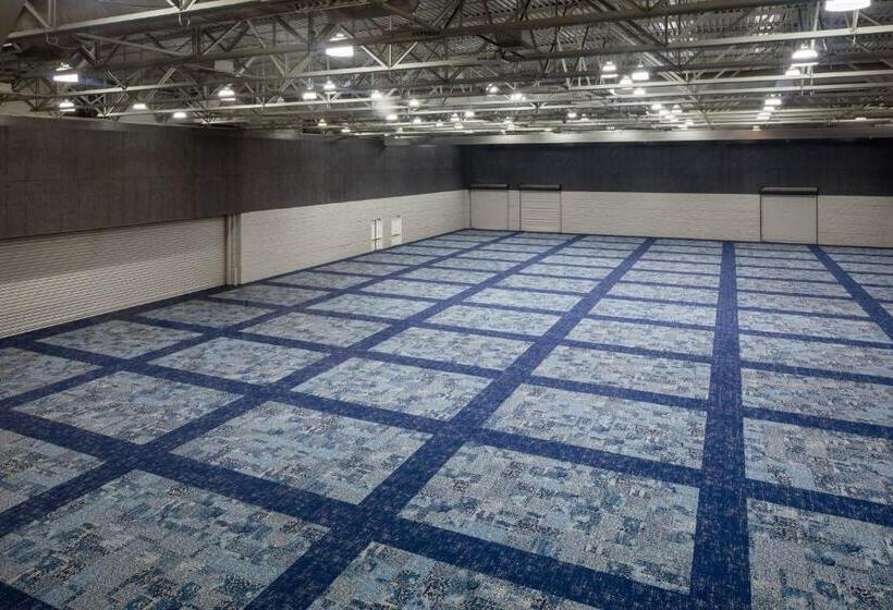 בית מלון כפרי Macon Marriott City Center