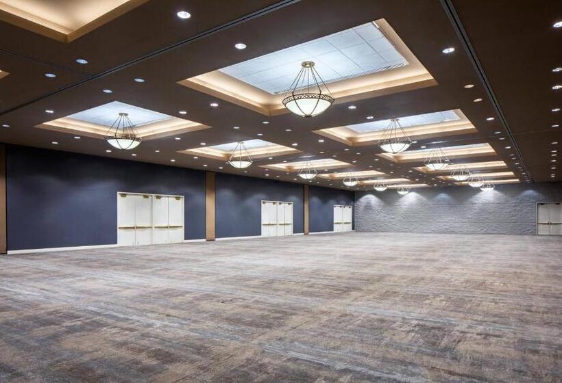 בית מלון כפרי Macon Marriott City Center