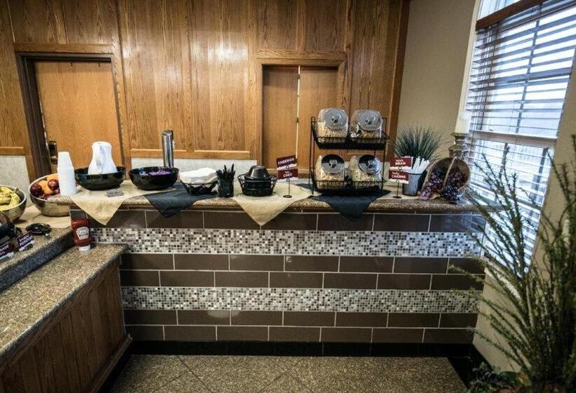 فندق Marv Herzog